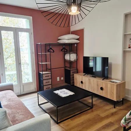 Cosy Studio, Centre Apartment *